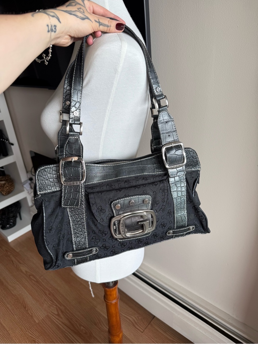 Guess Black Logo-Print Shoulder Bag with Silver Buckle - Picture 2 of 10
